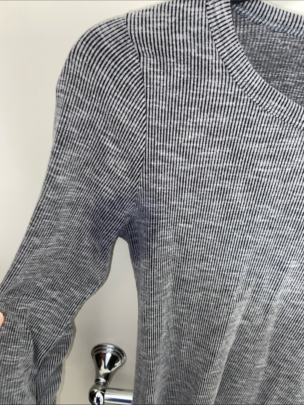 Women’s Grey Ribbed Long-Sleeve Top - Picture 3 of 5